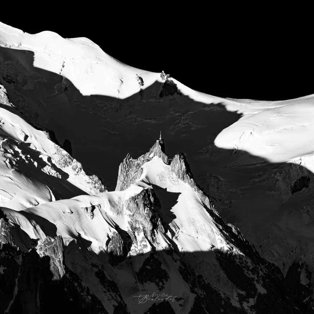 Aiguille du midi noir et blanc Aiguille du midi et mont blanc photo noir et blanc