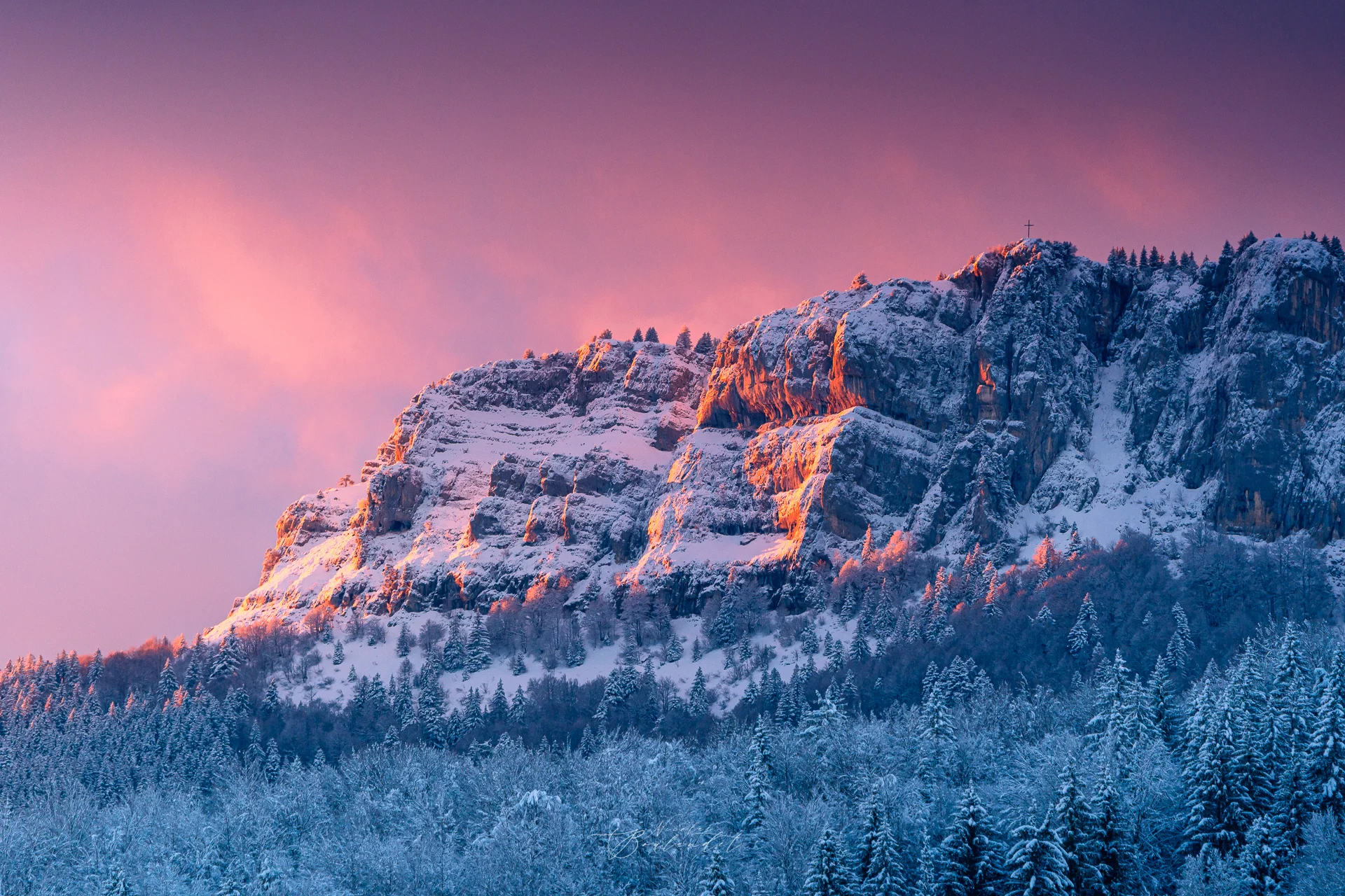 Chartreuse Mont Outheran enneigé